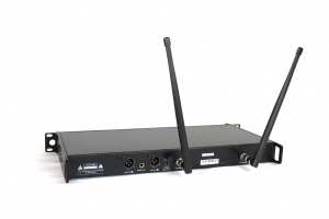 RFIntell QL7R/T1-B 720,500-754,000 МГц 2-канальная радиосистема с 2-мя ручными микрофонами в Чусовом